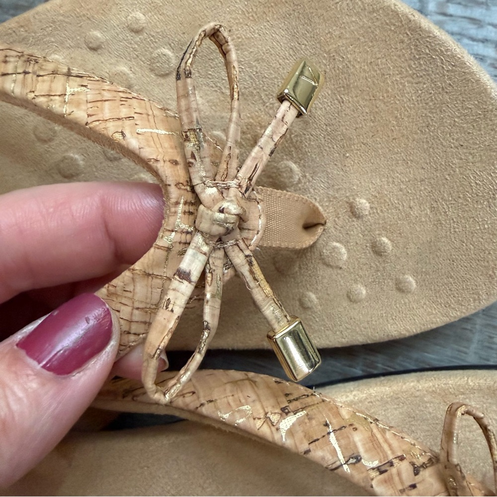 Vionic Bella flip flop sandals sz10 like new - Picture 12 of 12